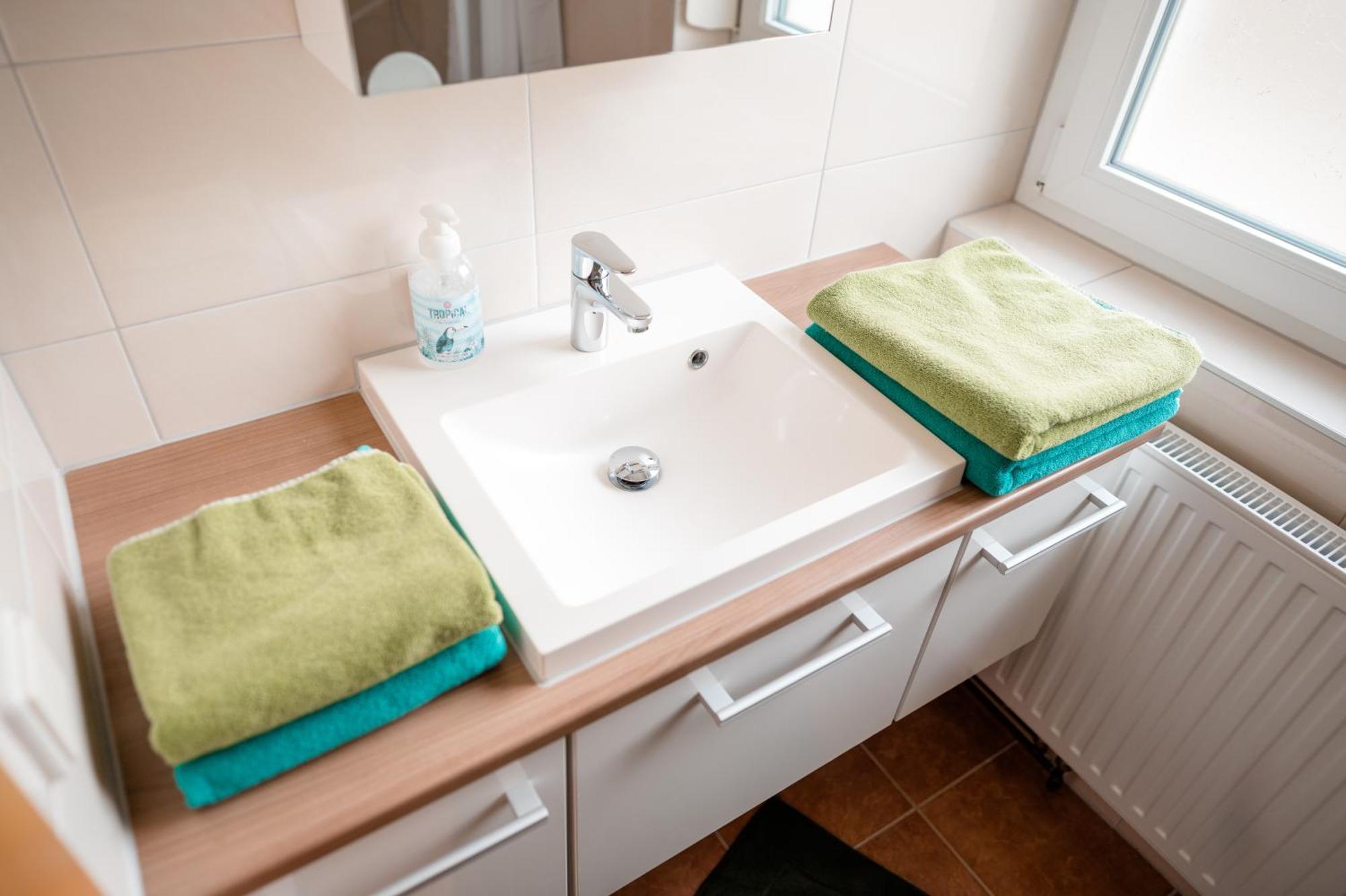 Urlaub für Mensch und Tier - Appartements Pirkhof Pörtschach am Wörthersee Exterior foto